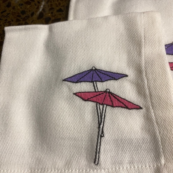 PIER ONE IMPORTS Cotton Embroidered Umbrella Drink Cocktail  Napkins Set 6 NIB - Picture 2 of 9